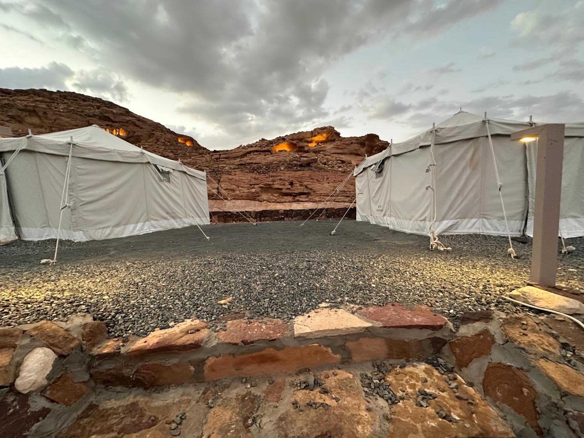 Rural Tents Naseem الخيمةالريفيةalouzaib Campsite *