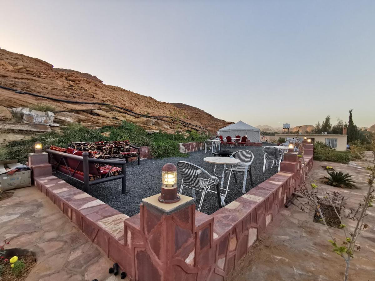 Rural Tents Naseem الخيمةالريفيةalouzaib Campsite *